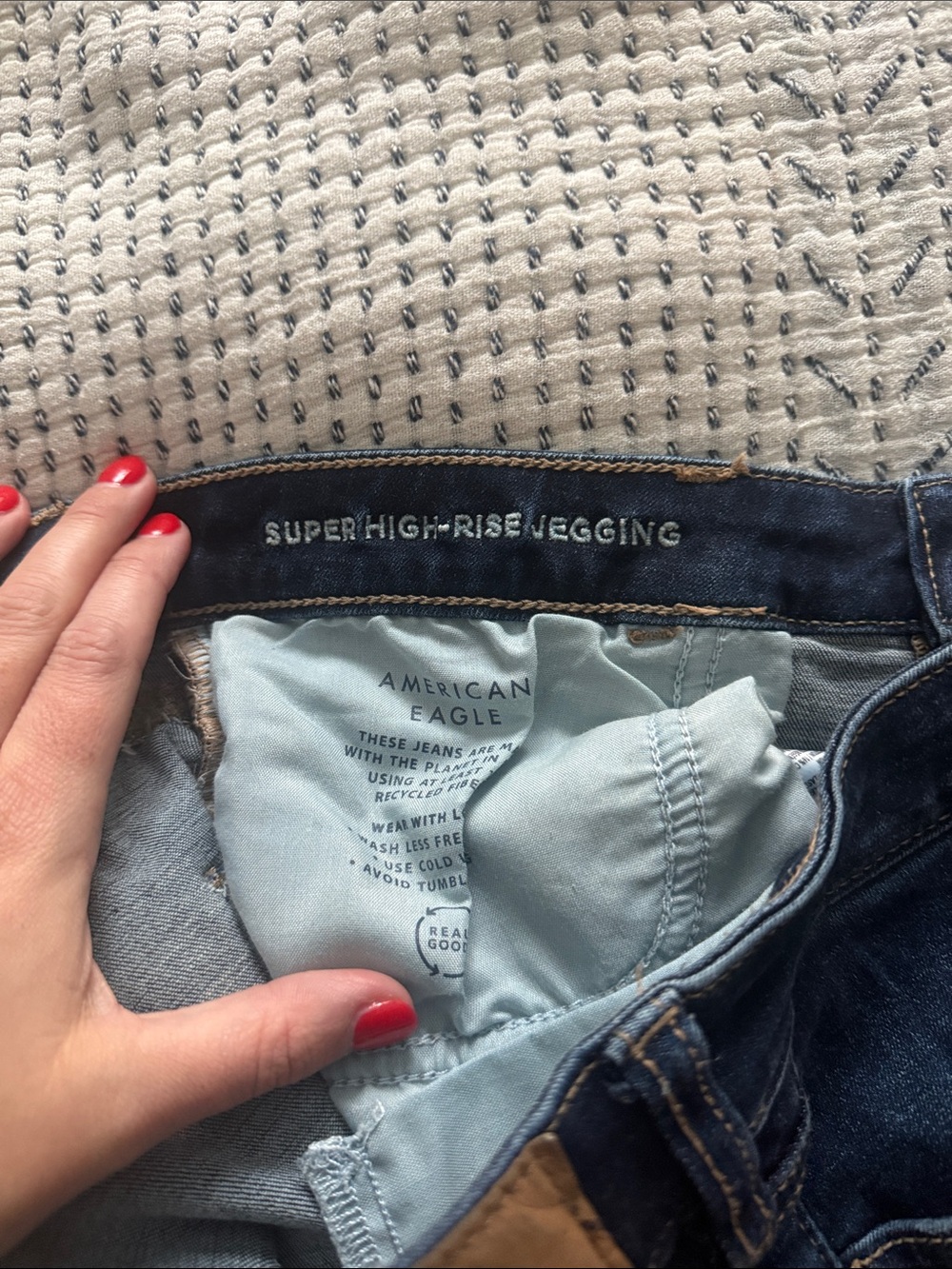 American Eagle Outfitters Indigo Super High-Waisted Jeggings - Picture 5 of 5